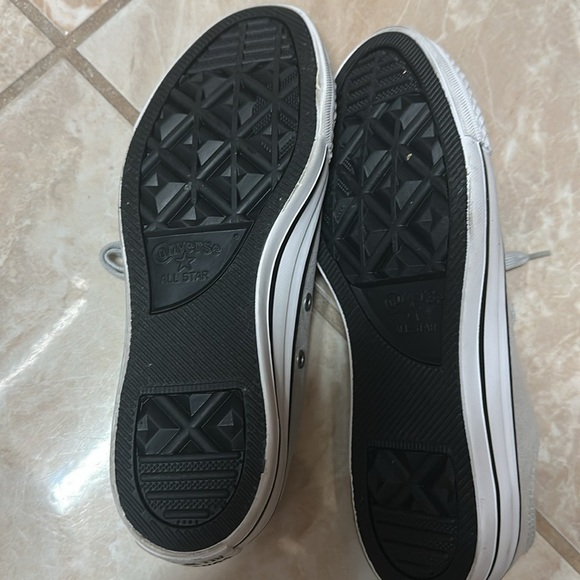 CONVERSE-silver - Picture 3 of 4